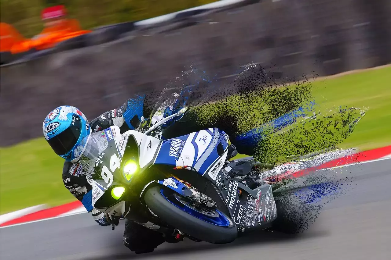 Comparing Honda and Yamaha Motorcycles